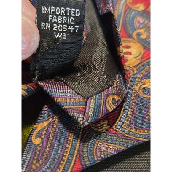 CLAYBROOKE 100% Silk Paisley Hand Made Tie Dominican Republic - Picture 5 of 5